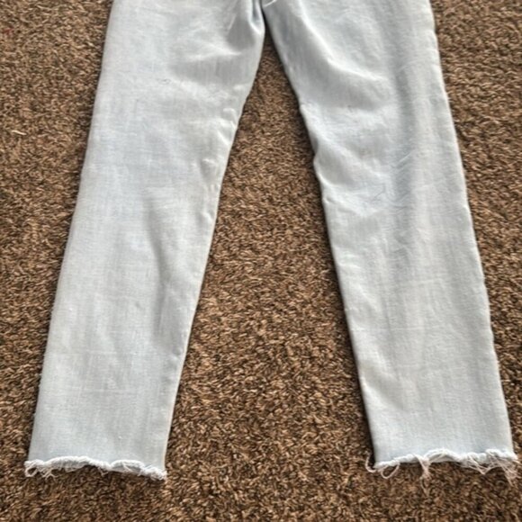 Mother 27 Light Wash Looker Ankle Fray Jeans - Picture 13 of 14